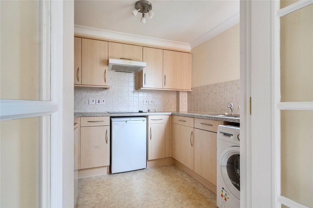Additional image 12 of 1 bed flat for saleGwenllian Morgan Court, Heol Gouesnou, Brecon, Powys LD3