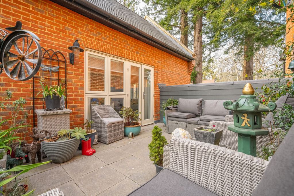 Additional image 13 of 3 bed flat for saleBoleyn Mews, Ascot SL5