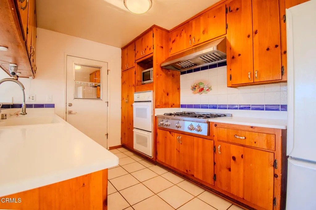 Additional image 61 of 8601 Gloria Avenue, North Hills, CA 91343