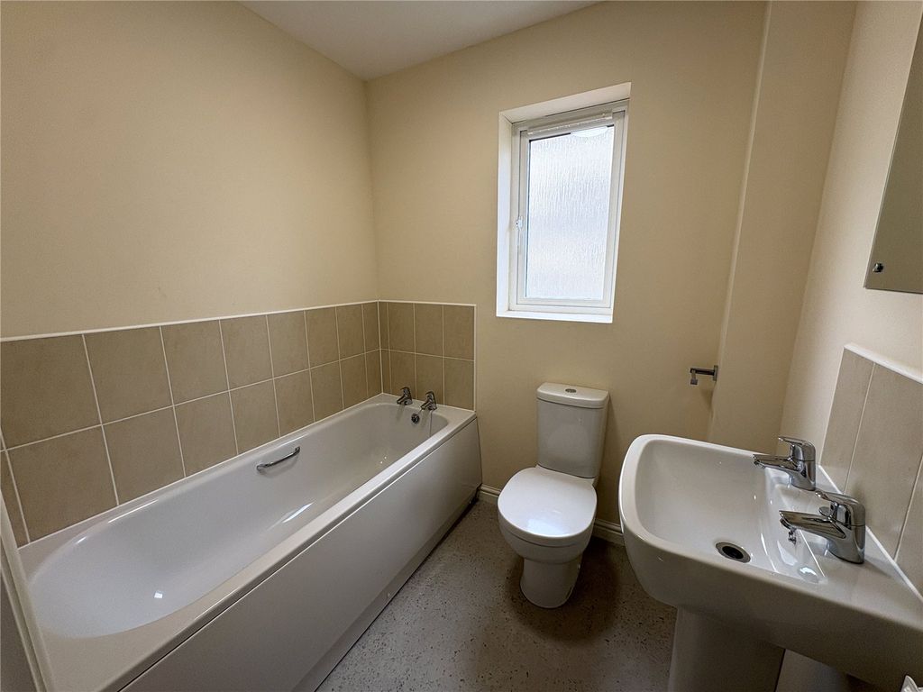 Additional image 13 of 3 bed semi-detached house to rentCastleton Grove, Haverfordwest, Pembrokeshire SA62