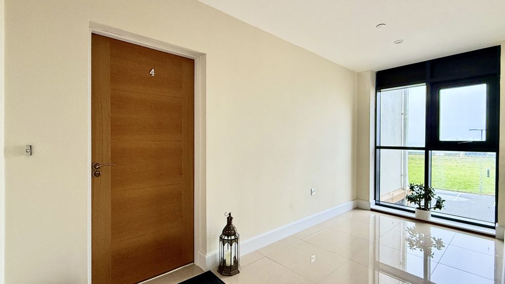 Additional image 3 of 3 bed flat for saleApt. 4 Lakeside Apartments, Park Road, Ramsey IM8