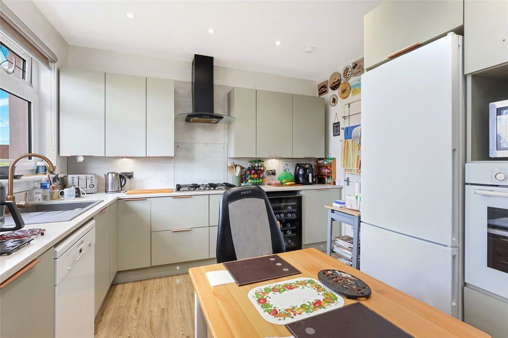 Additional image 9 of 3 bed flat for saleSchool Street, Coatbridge, North Lanarkshire ML5