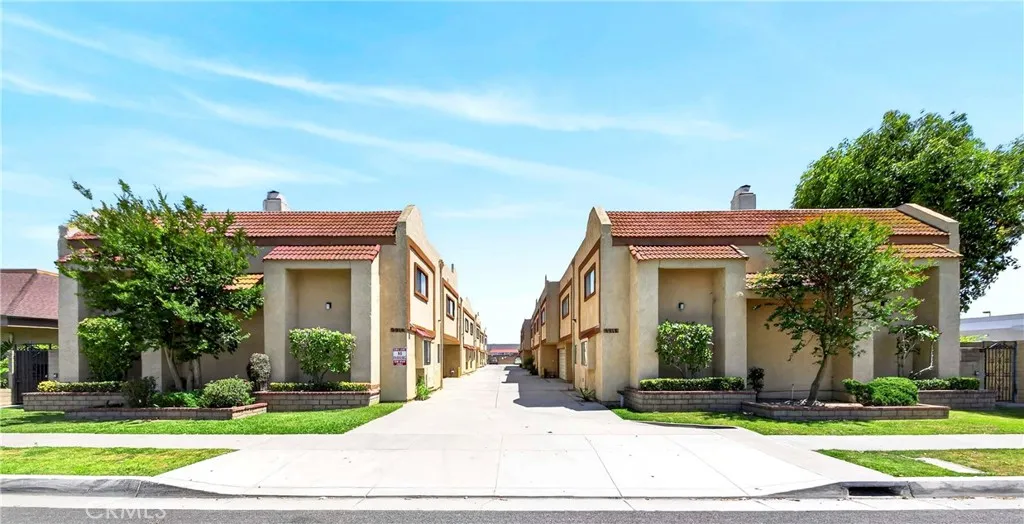 Additional image 39 of 9914 Tweedy Lane Unit C, Downey, CA 90240