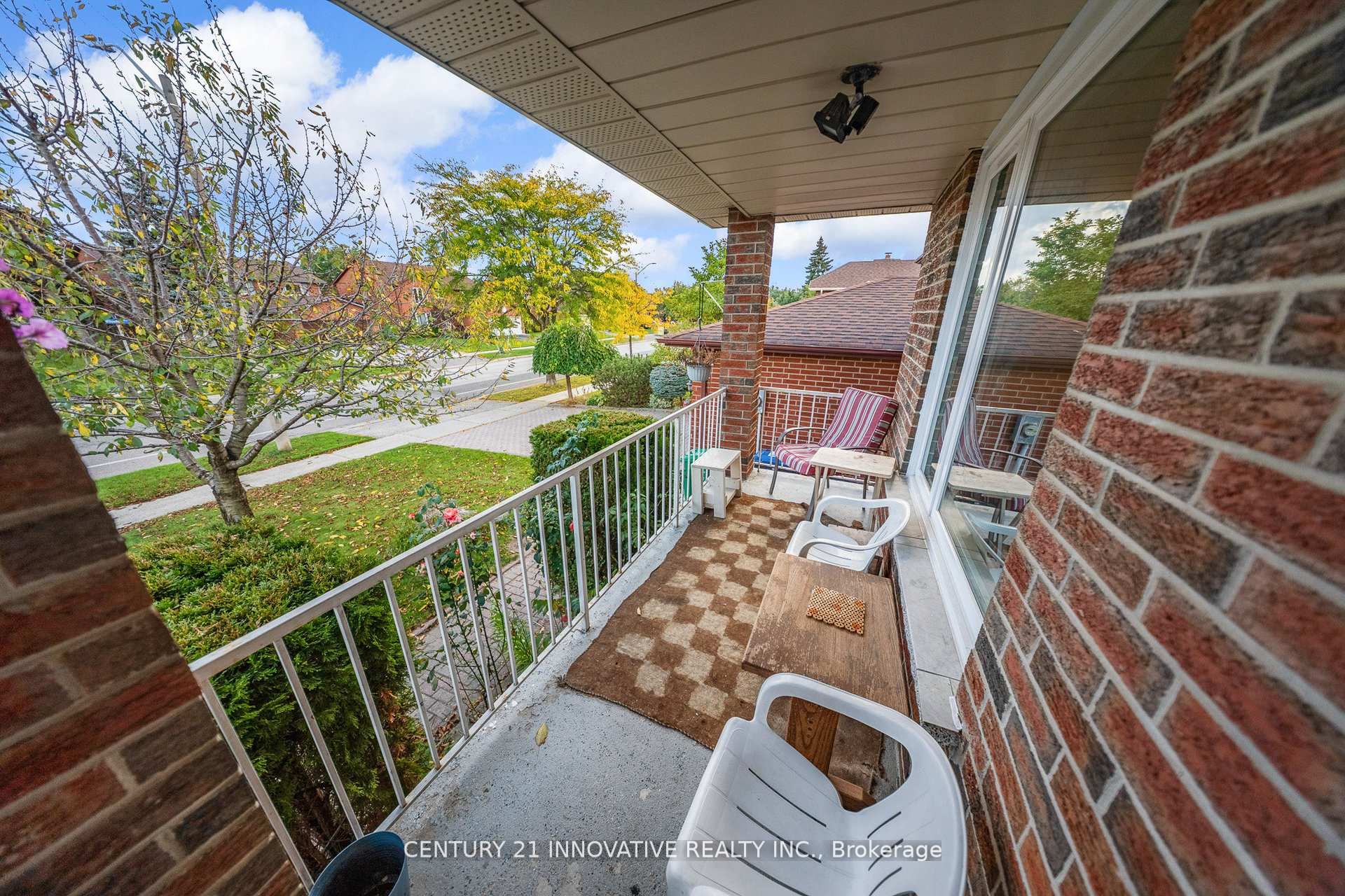 Additional image 3 of 816 Willowbank Trail, Mississauga, ON, L4W 3M2