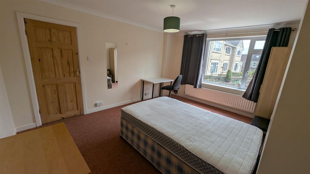 Additional image 4 of 6 bed shared accommodation to rentTeddington Close, Bath BA2