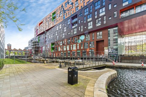Lampwick Lane, Manchester, Greater Manchester M4