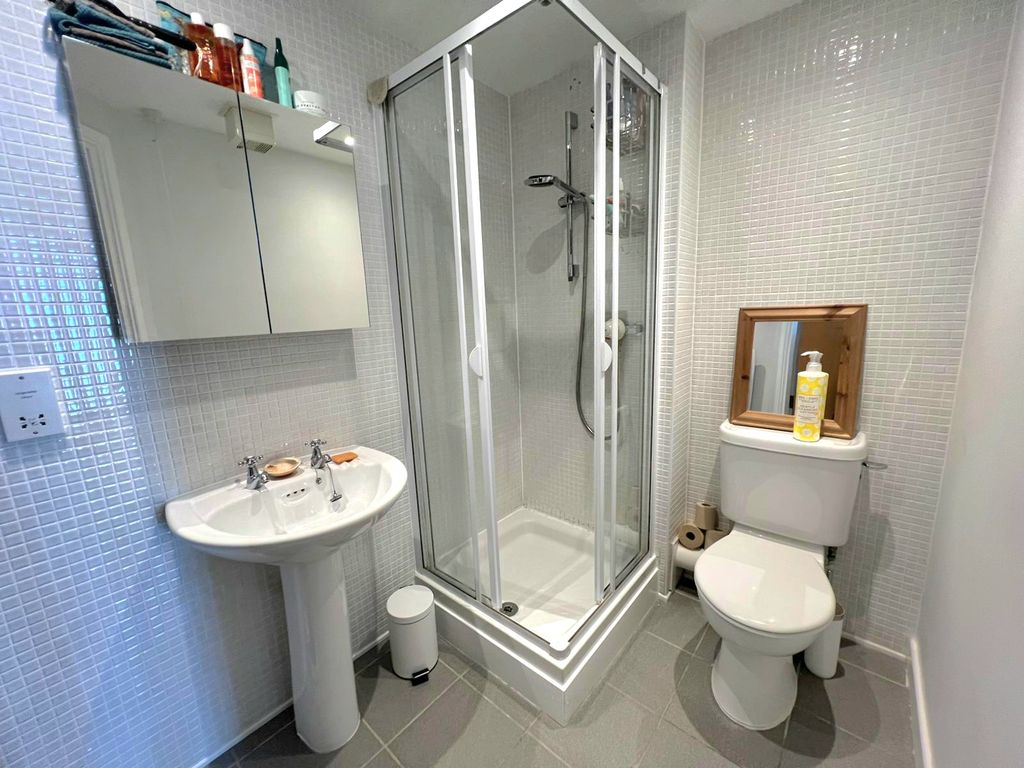 Additional image 10 of 3 bed flat to rentThe Strand, Falmouth TR11