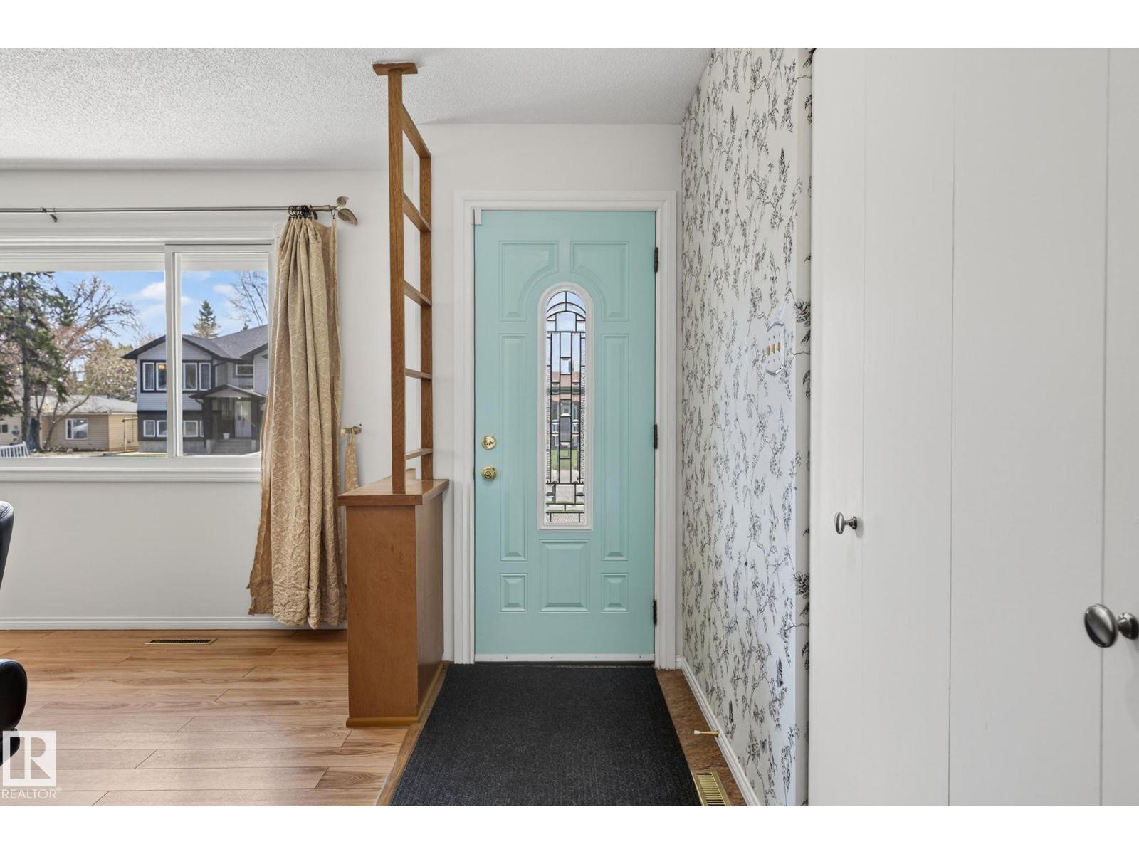 Additional image 2 of 10719 152 Street NW, Edmonton, AB, T5P1Z2