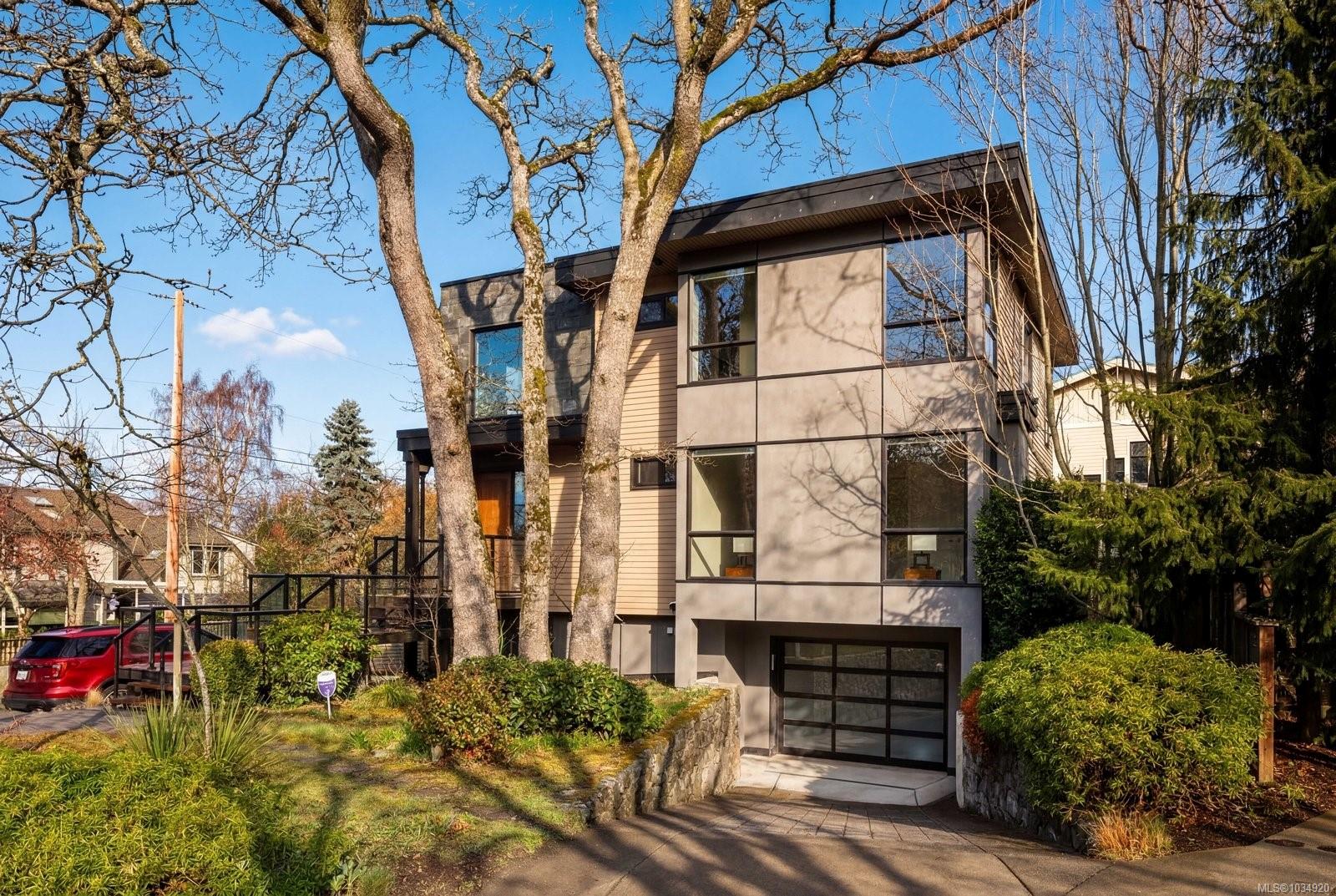Additional image 2 of 409 Chadwick Place, Victoria, BC, V8S 1H4