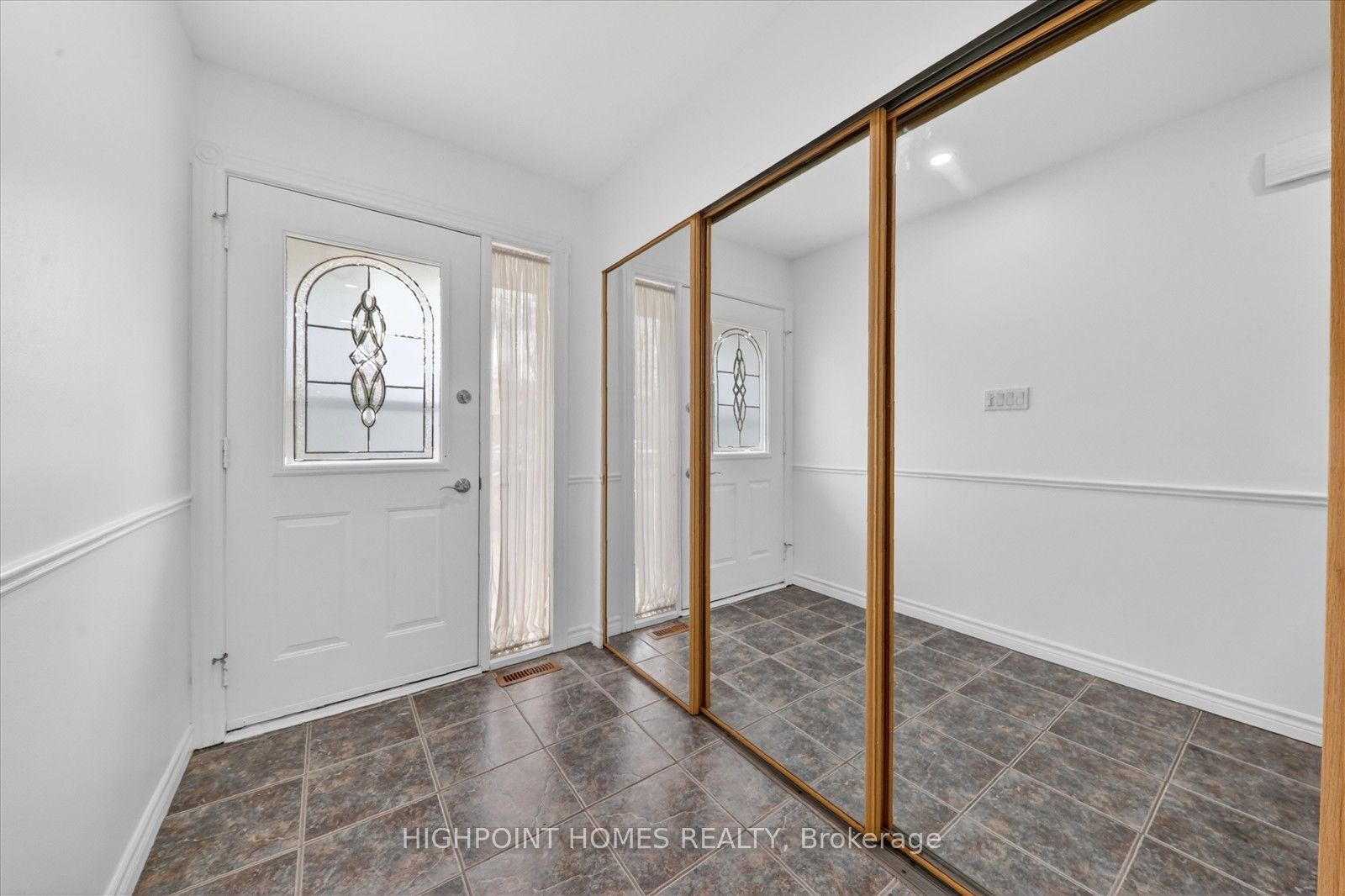 Additional image 2 of 16 Fearn Crescent, Ajax, ON, L1S 5L6