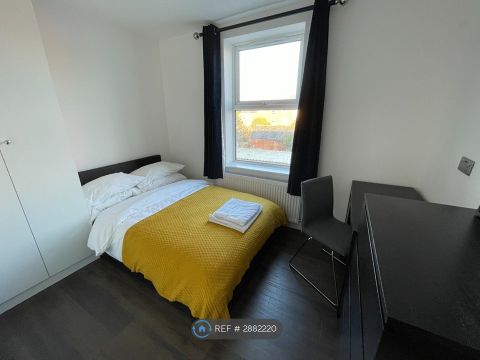 Waylen Street, Reading RG1, Room to rent