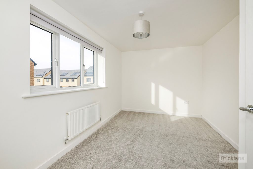 Additional image 8 of 3 bed semi-detached house to rentStonemason Way, Peterborough PE4