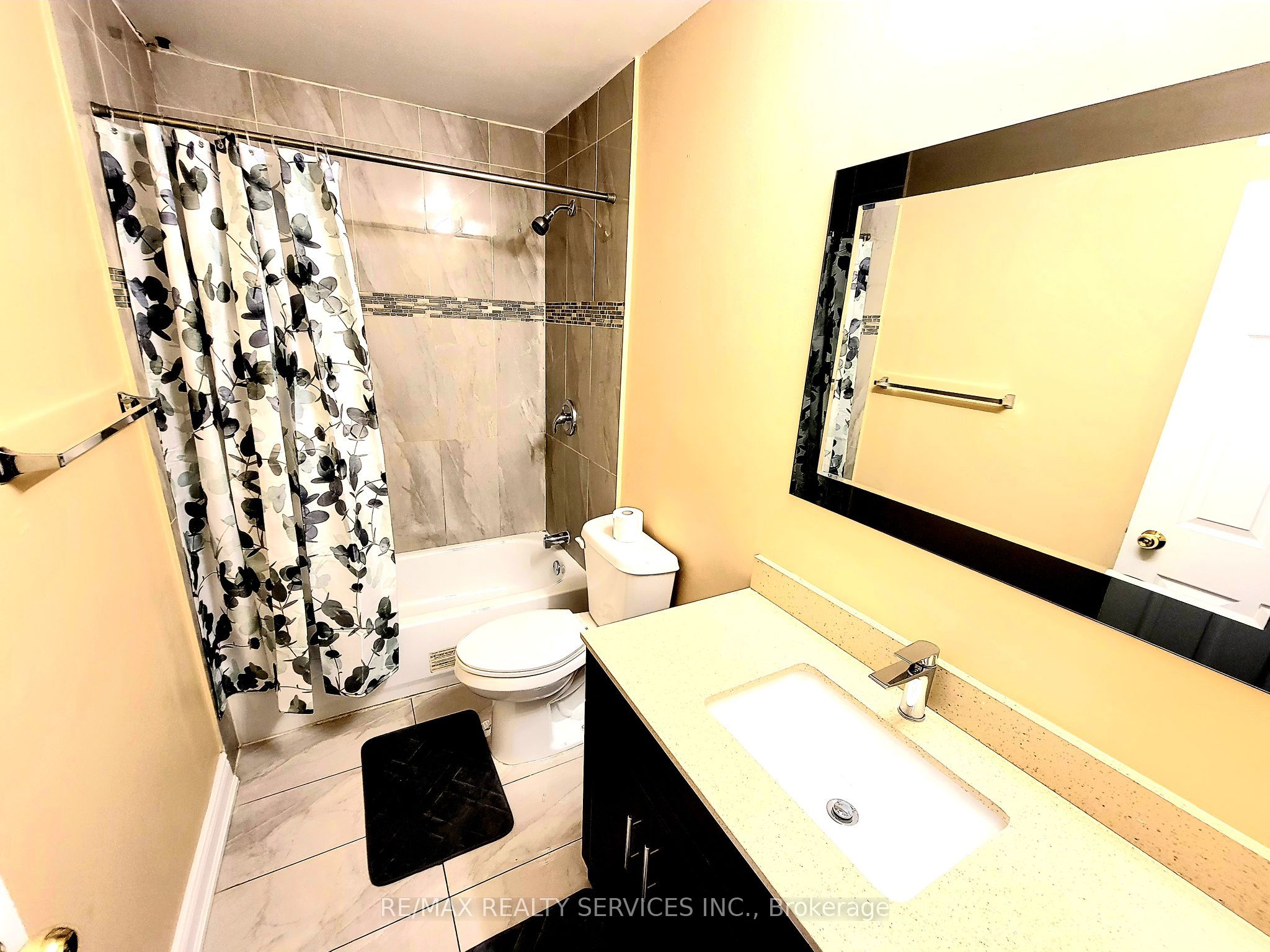 9 Bruce Beer Drive, Brampton, ON, L6V 2W7 photo 3