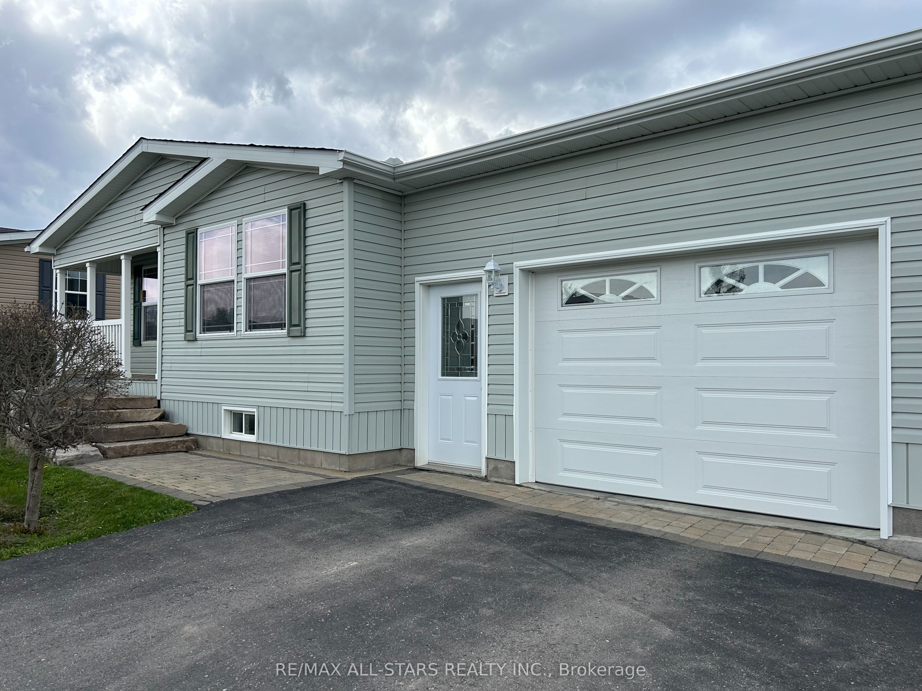 37 Creekside Circle, Kawartha Lakes, ON, K0M 1L0