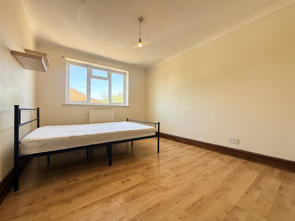 Additional image 6 of 2 bed terraced house to rentHogarth Crescent, London SW19