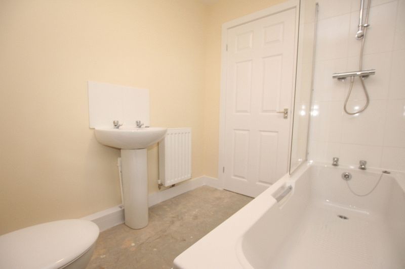 Additional image 9 of 3 bed terraced house to rentBark Street, Cleethorpes DN35