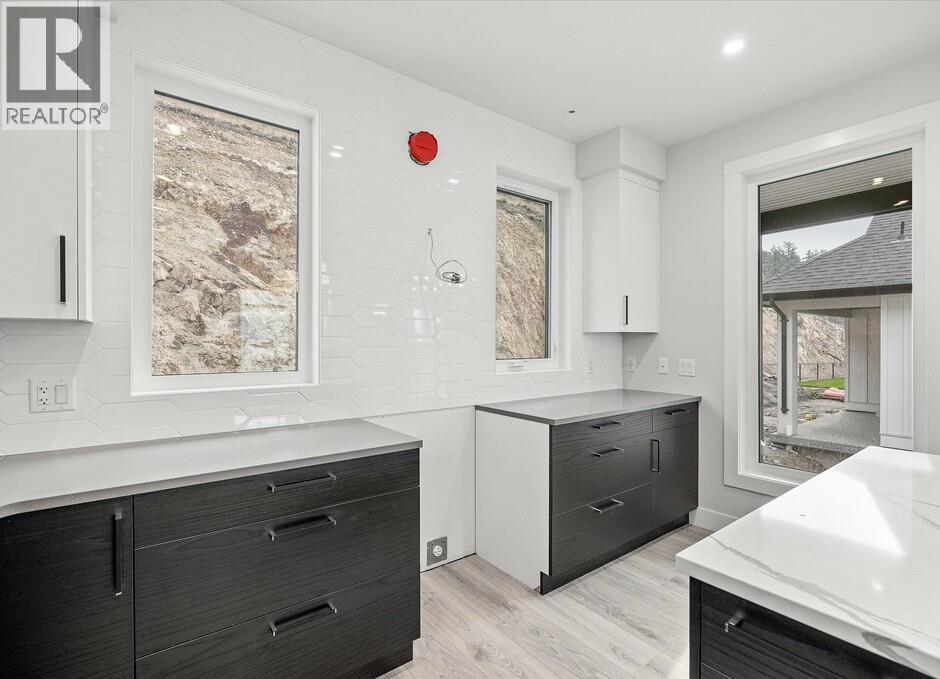 Additional image 4 of 1221 Lone Pine Drive, Kelowna, BC, V1P0A5