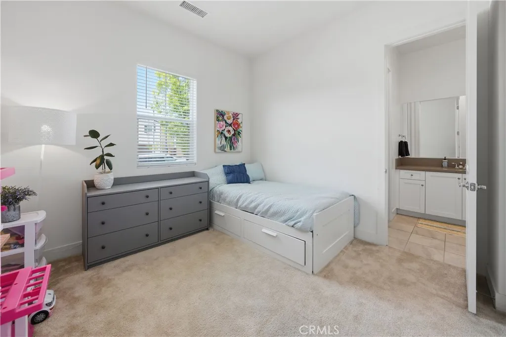 Additional image 47 of 19045 Martino Court, Saugus, CA 91350