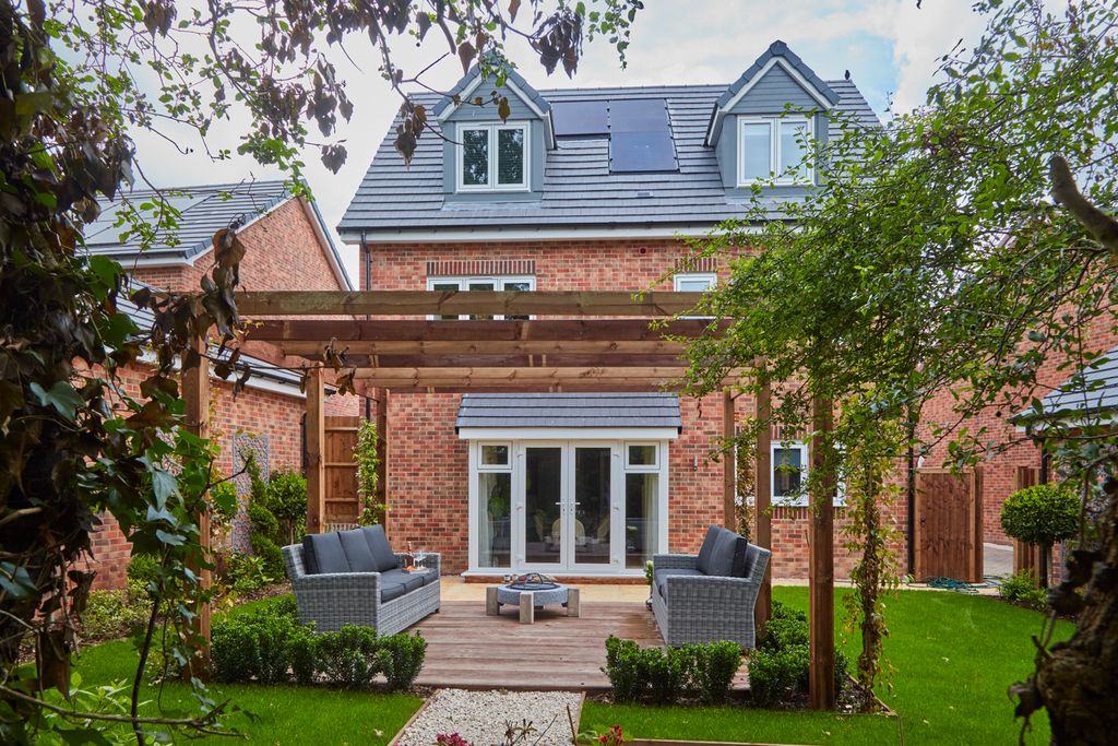 Additional image 24 of 5 bed detached house for sale"The Millbrook" at Northaw Road East, Cuffley EN6