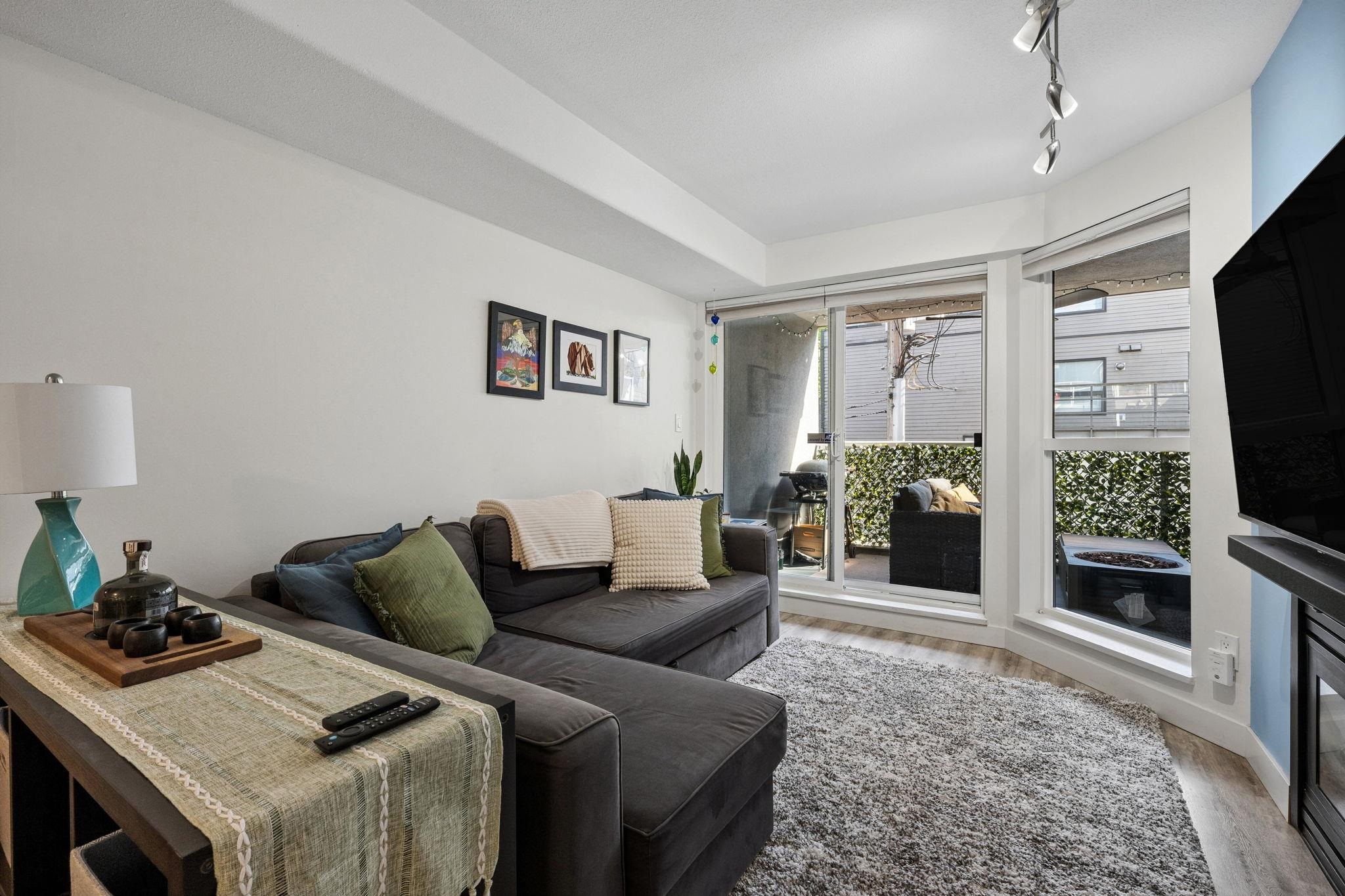 208-988 W 21st Avenue, Vancouver, BC, V5Z 1Z1