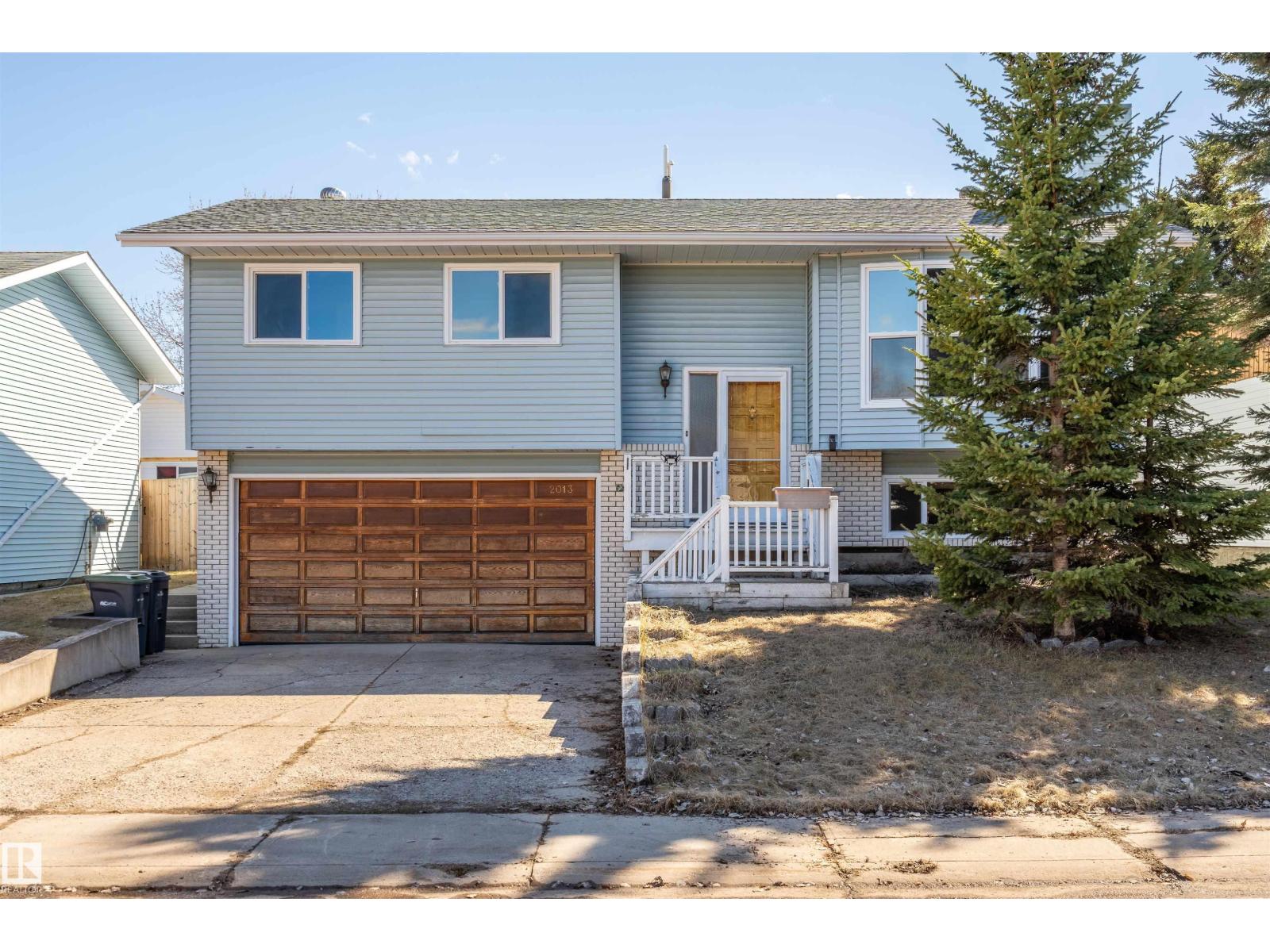 2013 3 Avenue, Cold Lake, AB, T9M1E1