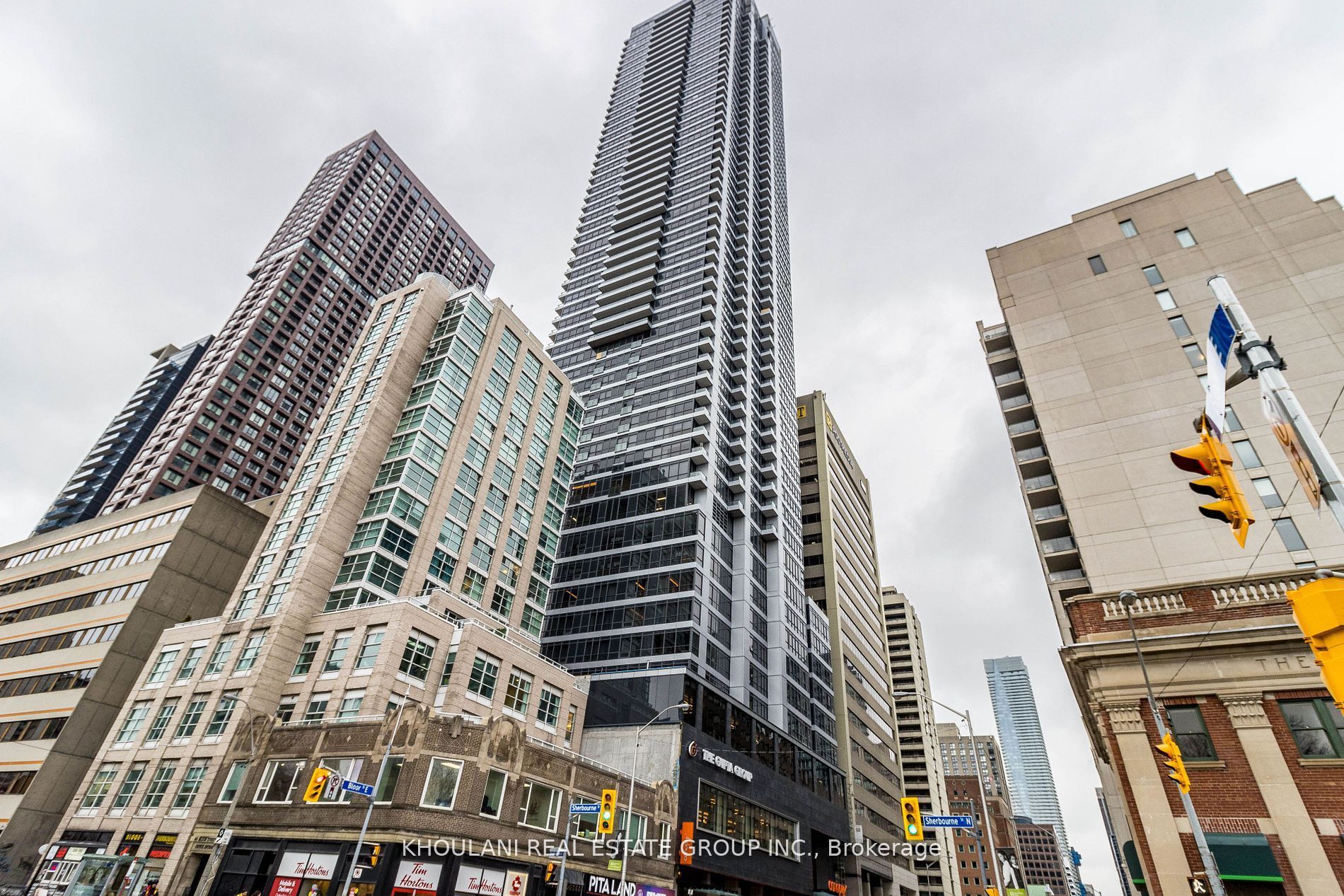 2210-395 Bloor Street E, Toronto, ON, M4W 0B4
