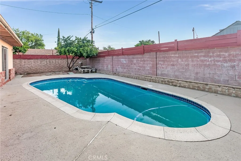 Additional image 19 of 7915 Owensmouth Avenue, Canoga Park, CA 91304