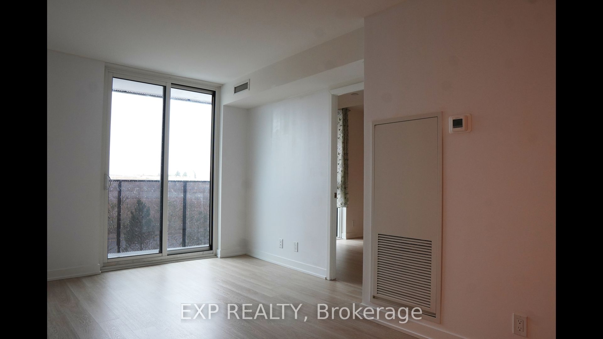 Additional image 2 of 217-30 Tretti Way, Toronto, ON, M3H 0E3