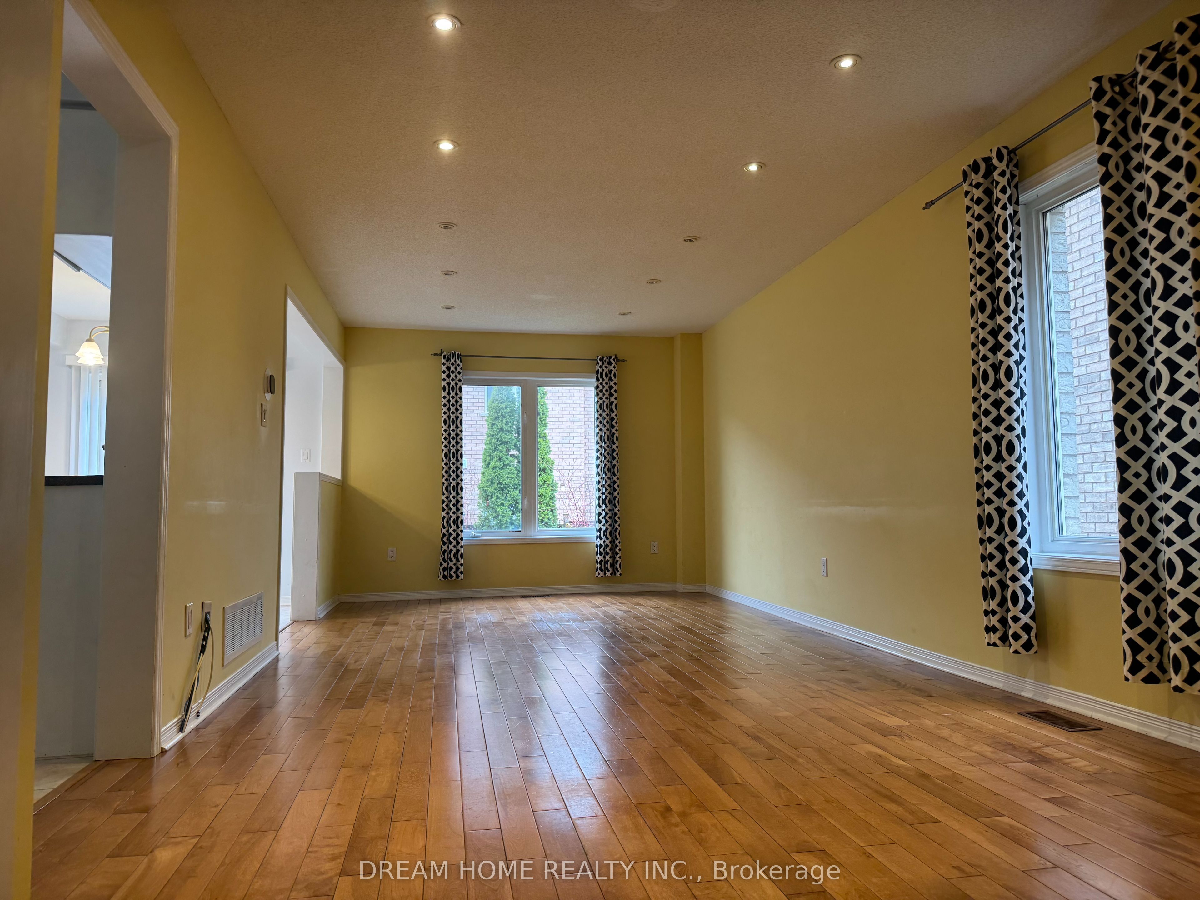 Additional image 3 of 222 Coleridge Drive, Newmarket, ON, L3X 2T4