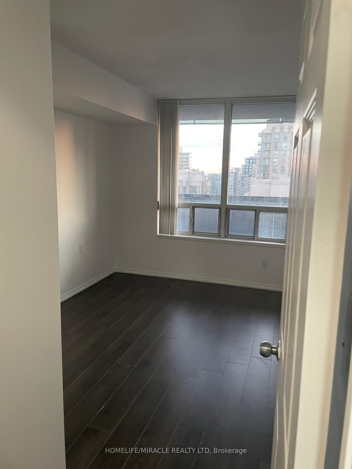 Additional image 4 of PH 201-35 Finch Avenue E, Toronto, ON, M2N 6Z8