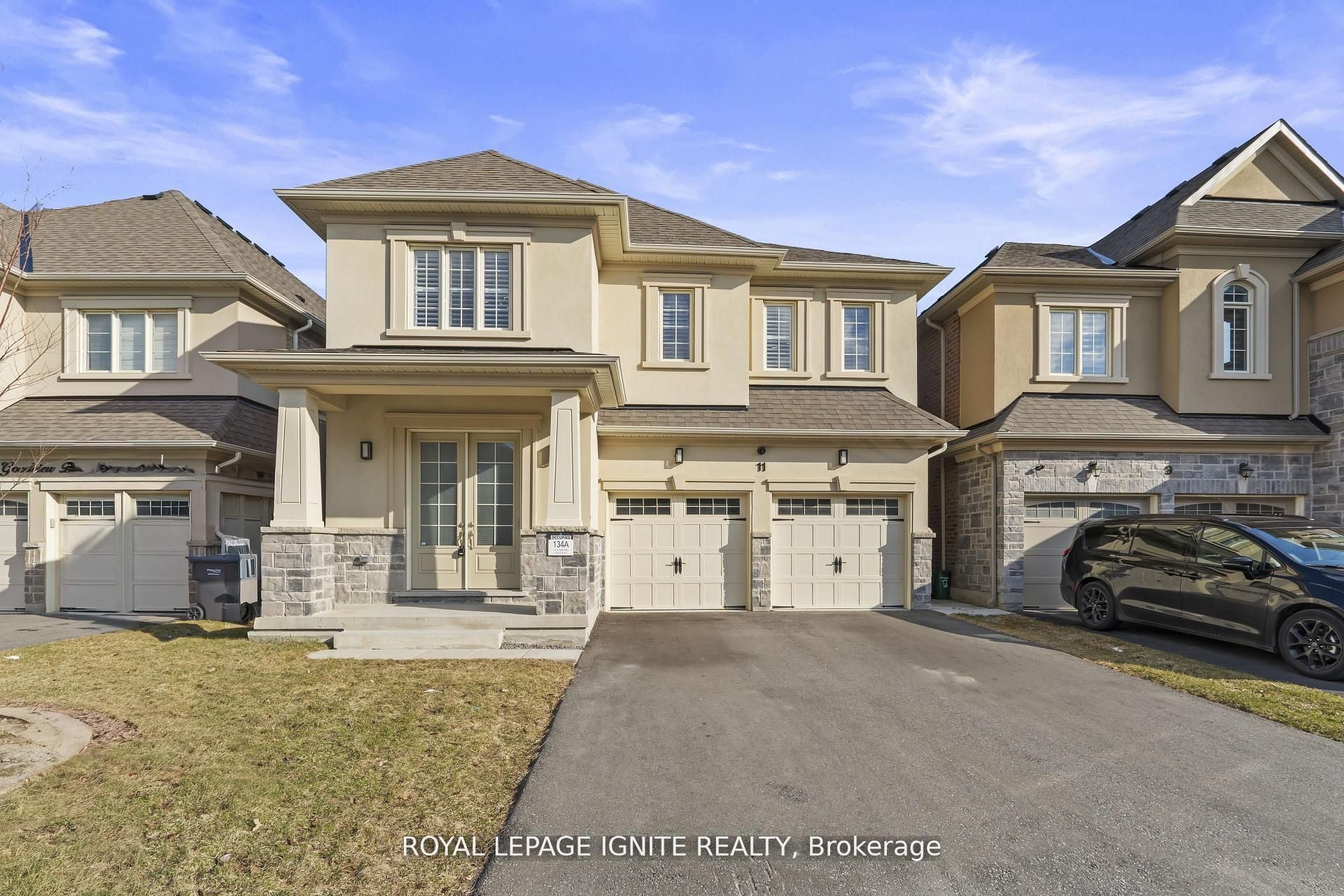 11 Jenwood Crescent, Brampton, ON, L6R 4C6