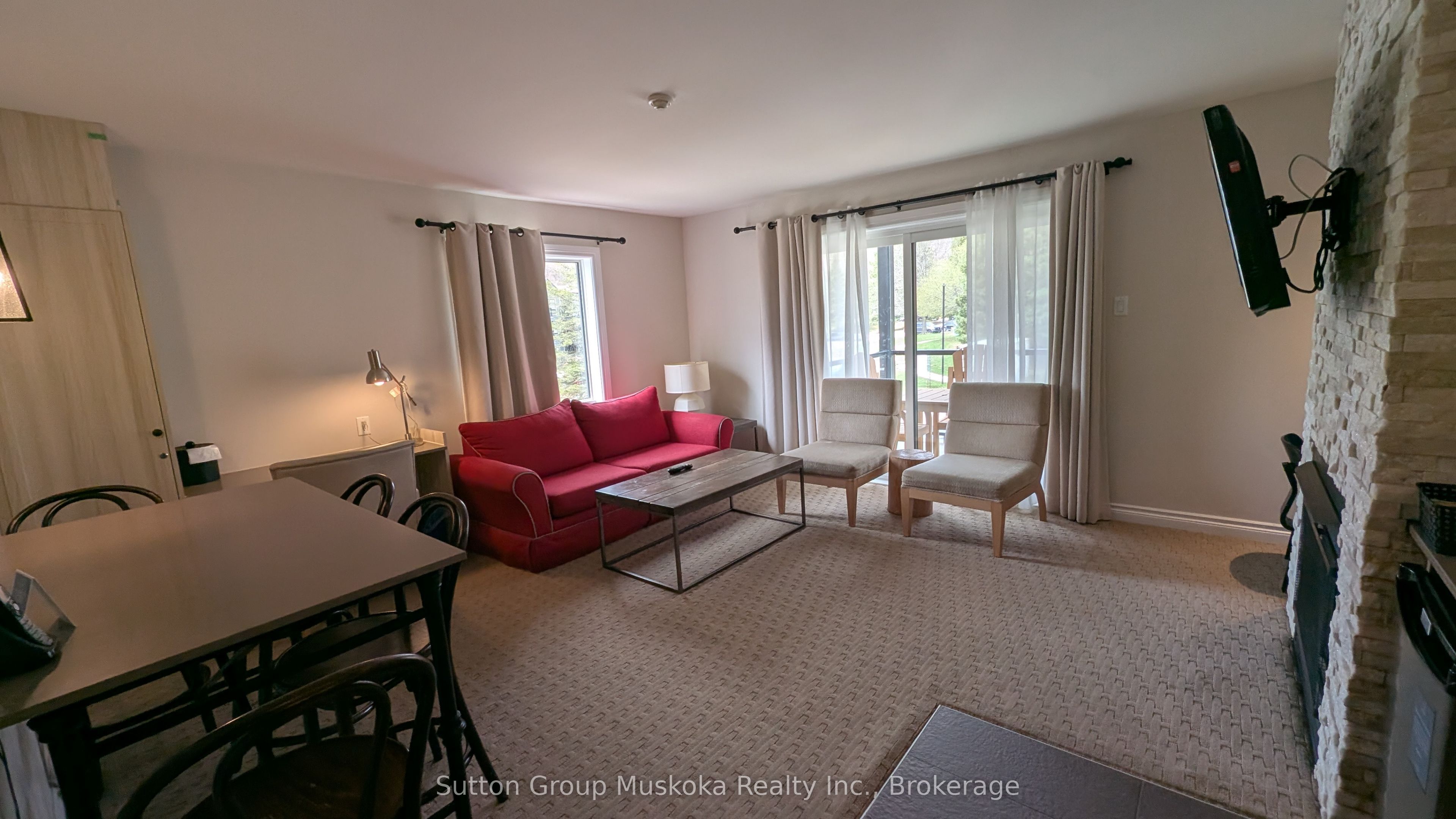 Additional image 6 of 52-207-1235 Deerhurst Drive, Huntsville, ON, P1H 2E8