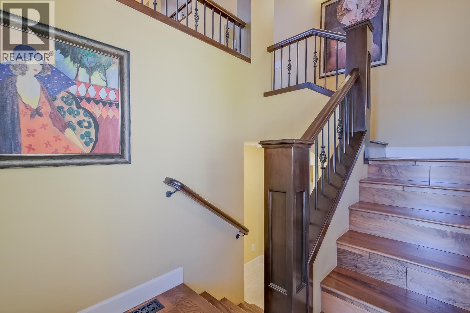 Additional image 6 of 2310 Country Club Drive, Kelowna, BC, V1V2A6