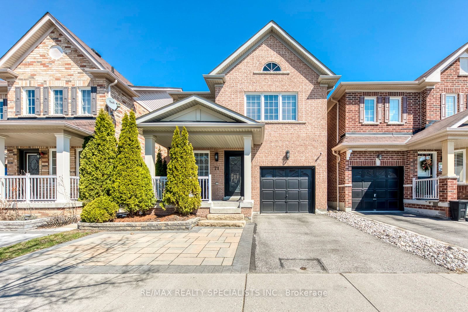 71 Summerside Avenue, Whitby, ON, L1R 0J9