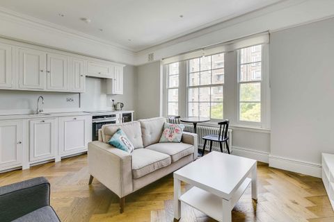Alderney Street, Pimlico SW1V