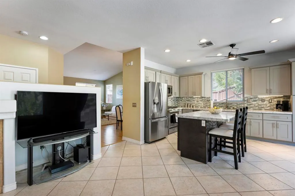 Additional image 15 of 868 Panella Ct, Oceanside, CA 92057