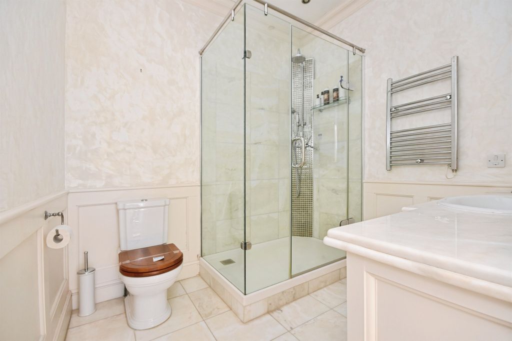 Additional image 12 of 8 bed detached house for saleChurch Road, Hatfield Peverel, Chelmsford CM3