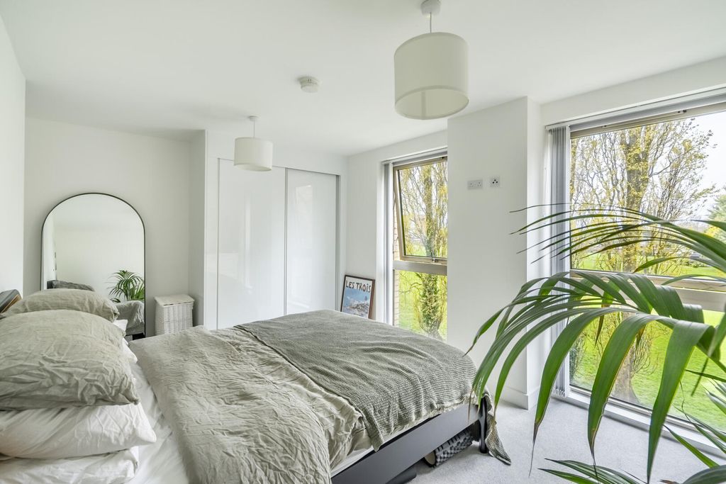 Additional image 9 of 2 bed flat for saleClock Tower Way, York YO23
