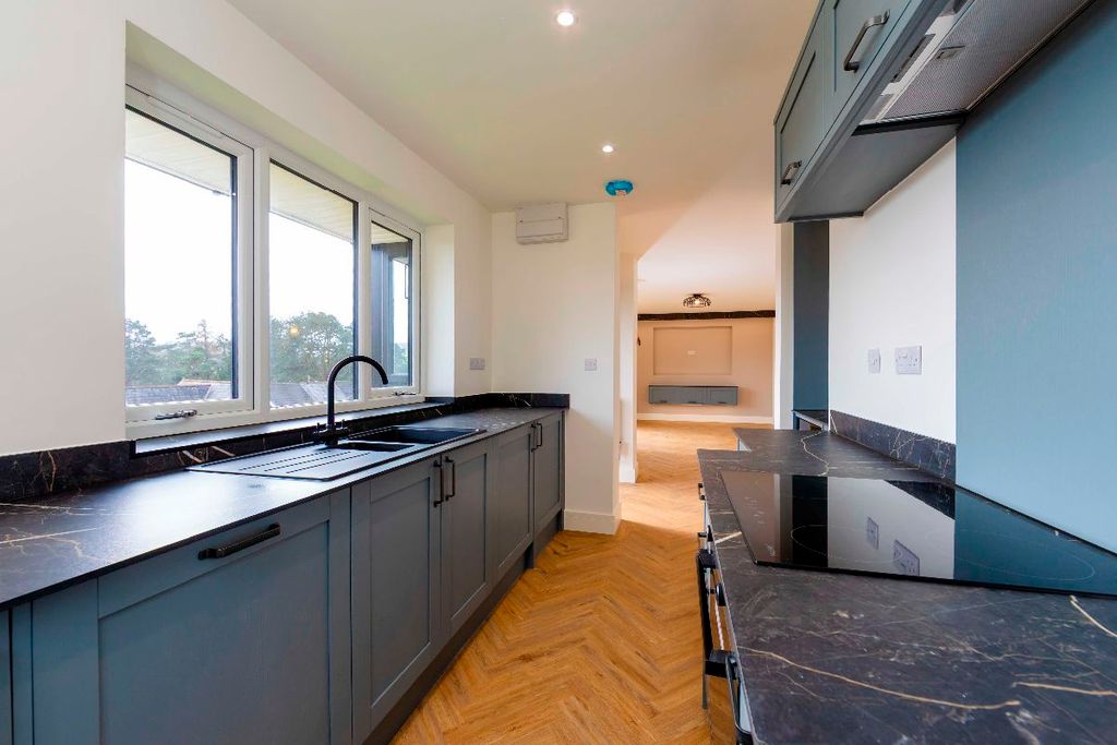 Additional image 17 of 3 bed bungalow to rentAshgrove, Edwardsville, Treharris CF46