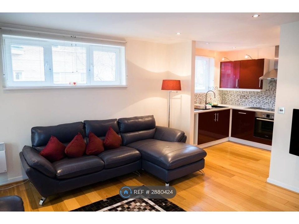 2 bed flat to rentWarren Close, Cambridge CB2 photo 2