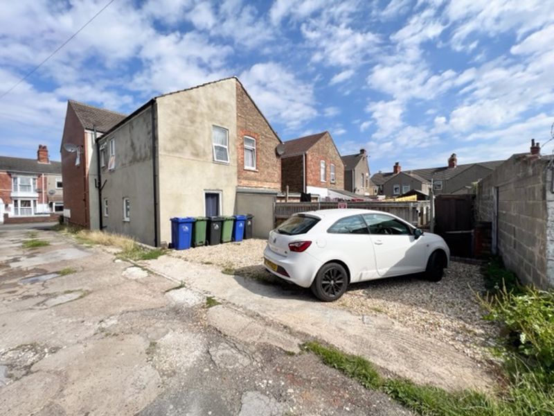 Additional image 10 of 2 bed flat to rentSea View Street, Cleethorpes DN35