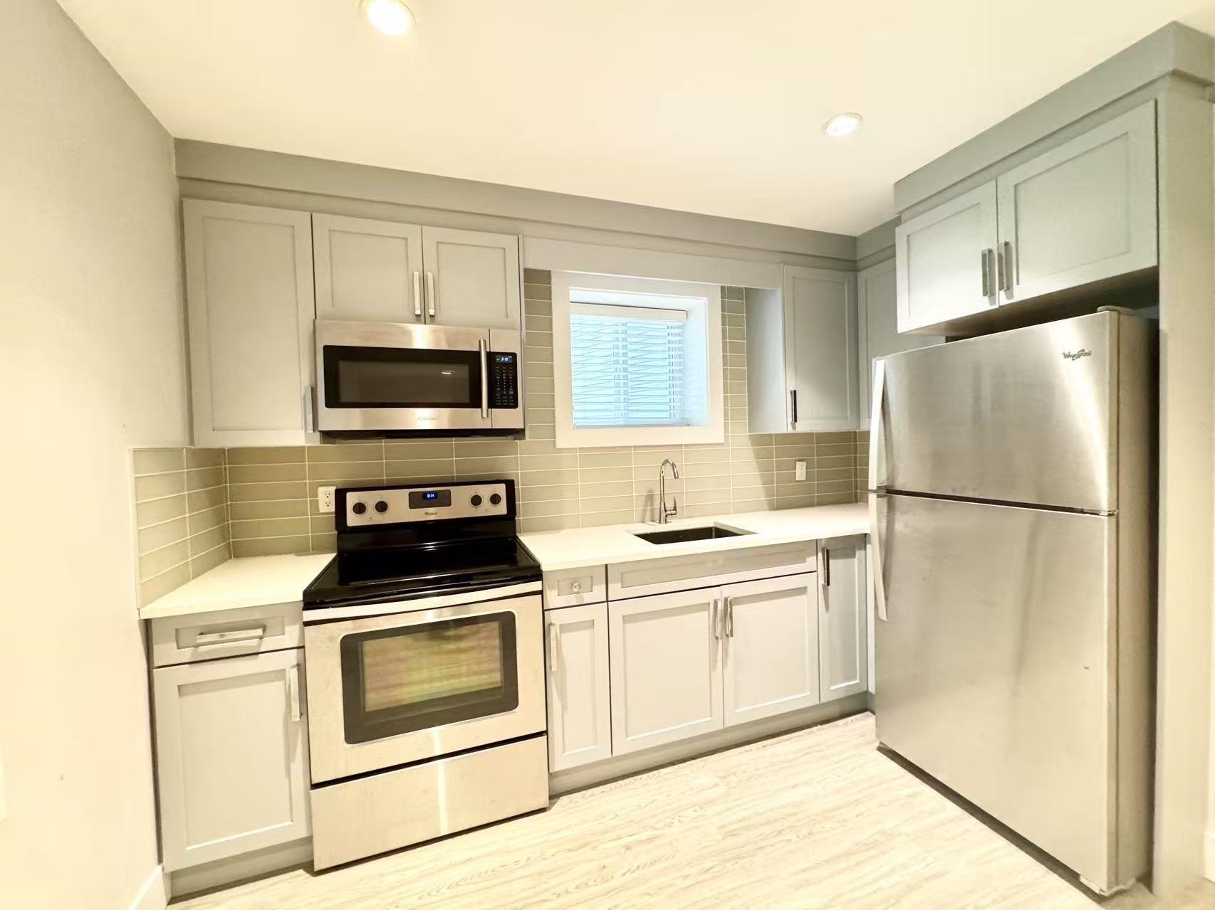 Additional image 2 of Basement-159 92a Avenue, Surrey, BC, V4N 6N1