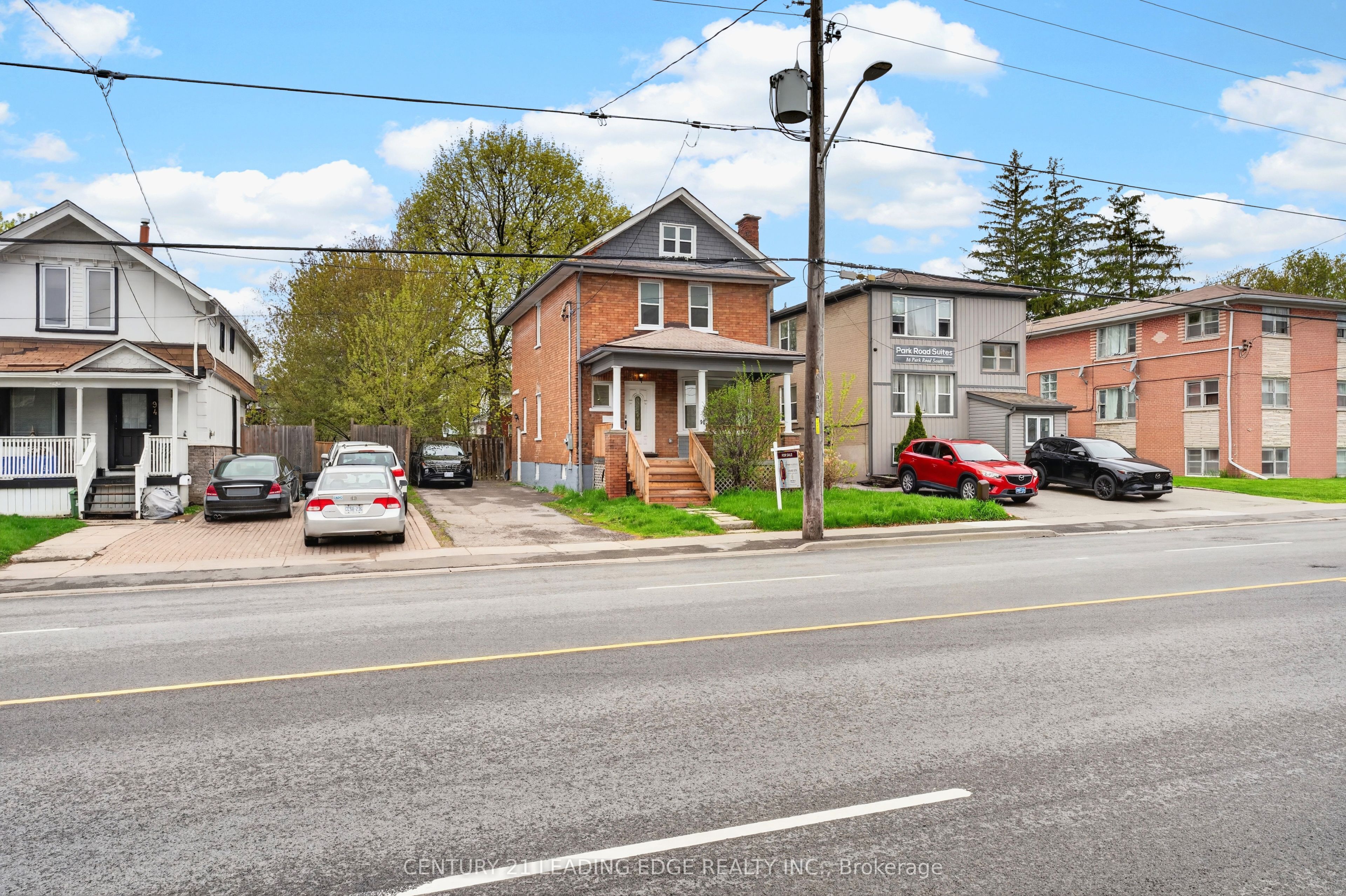 Additional image 2 of 90 Park Road S, Oshawa, ON, L1J 4G9