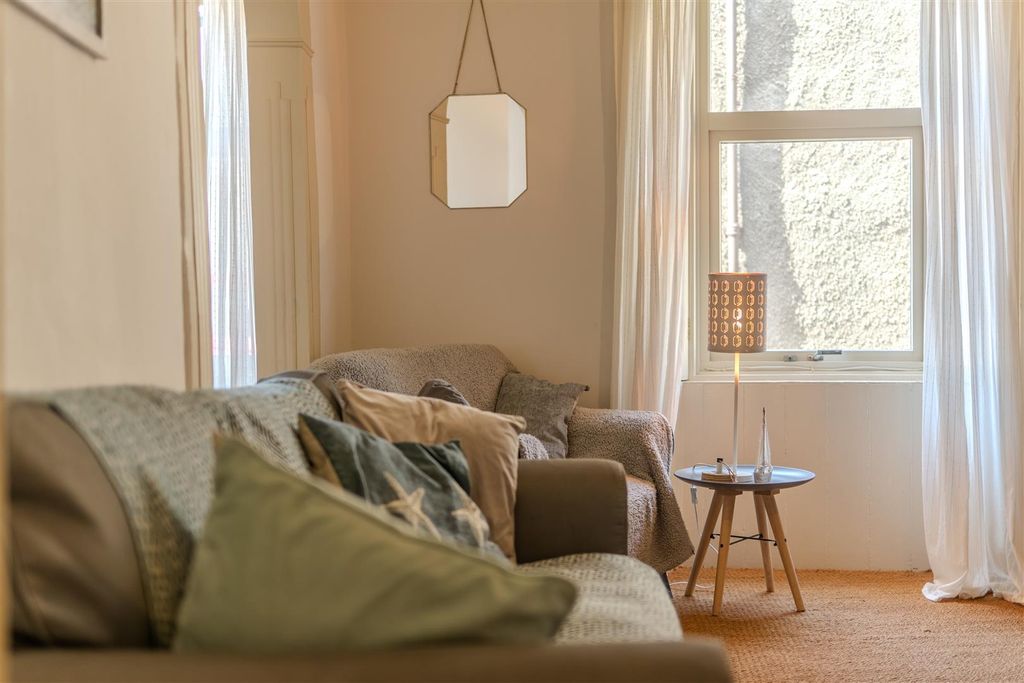 Additional image 3 of 5 bed property for sale2 St. Ellas Wynd, Eyemouth TD14