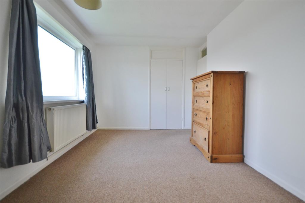 Additional image 20 of 2 bed flat to rentCurlew Close, Haverfordwest SA61