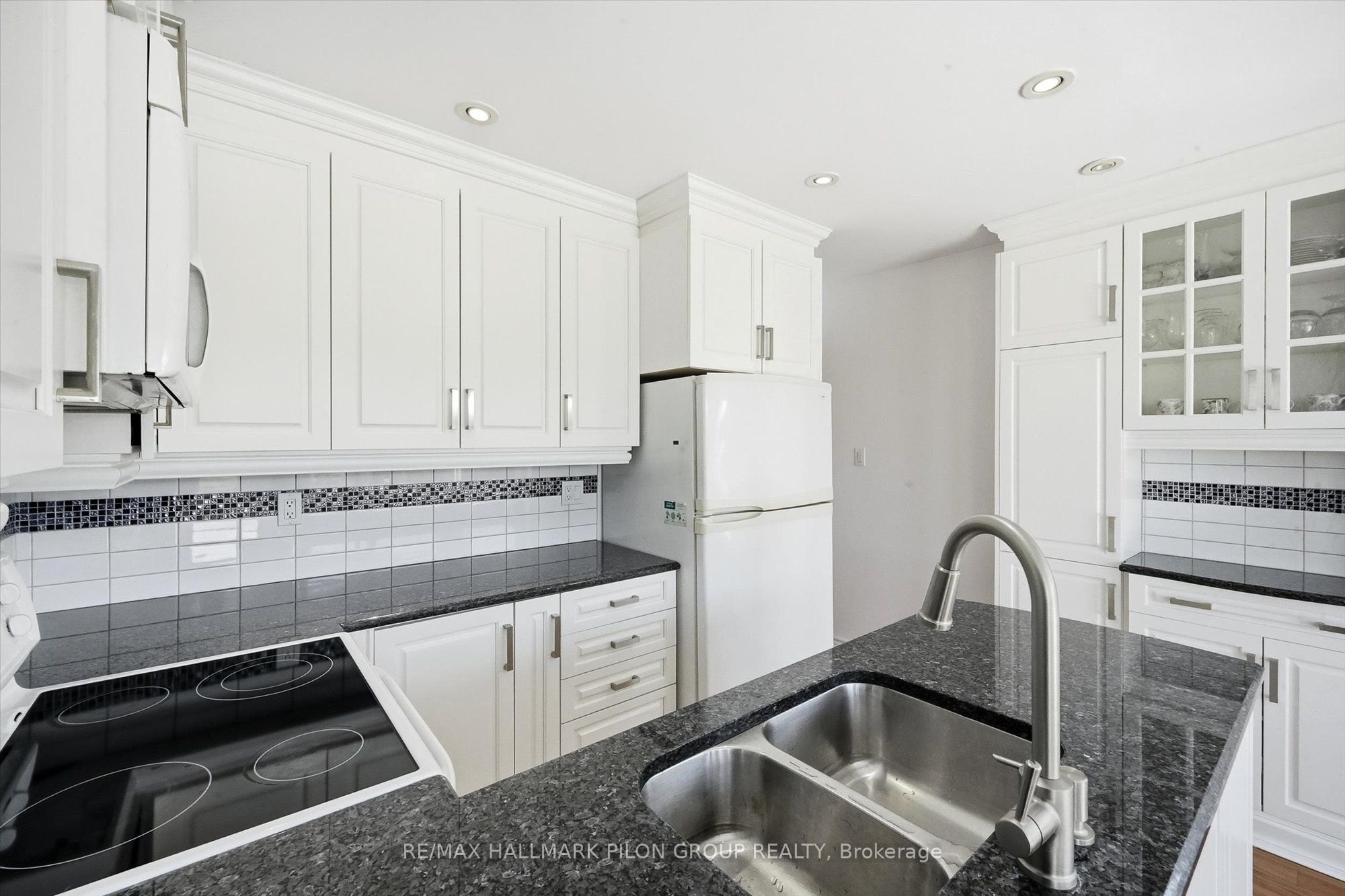Additional image 5 of 1354 Mountainside Crescent, Ottawa, ON, K1E 3G5