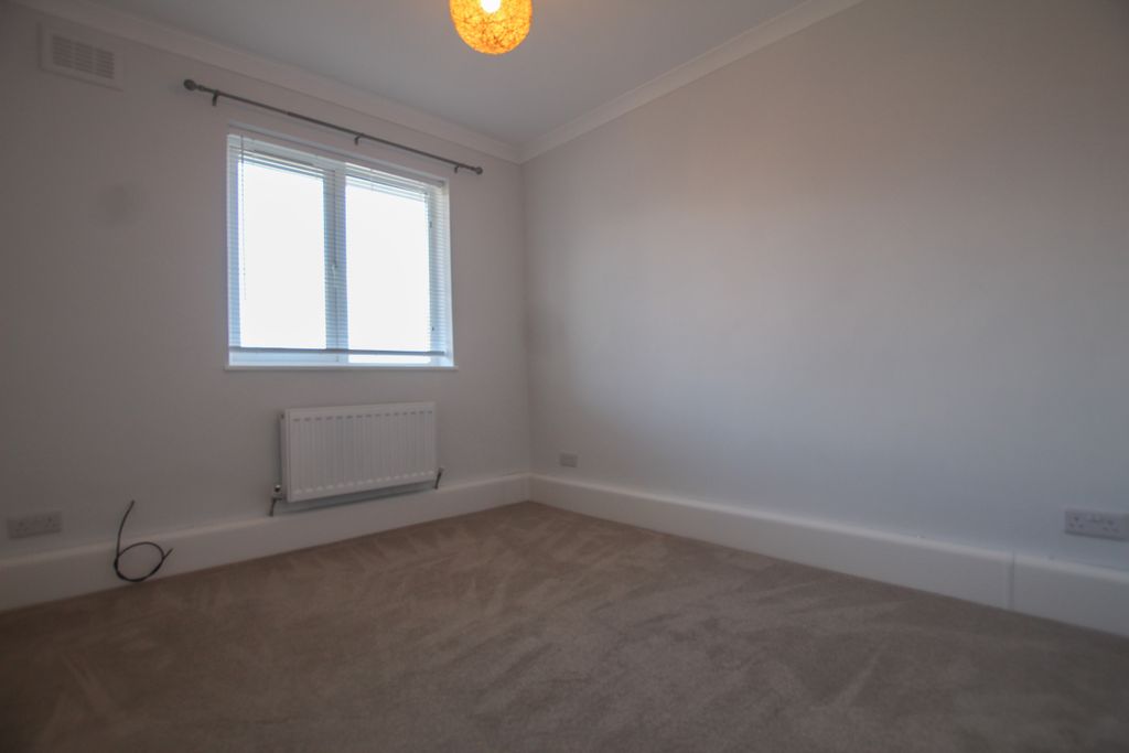 Additional image 9 of 2 bed flat to rentStroud Green, Newbury RG14