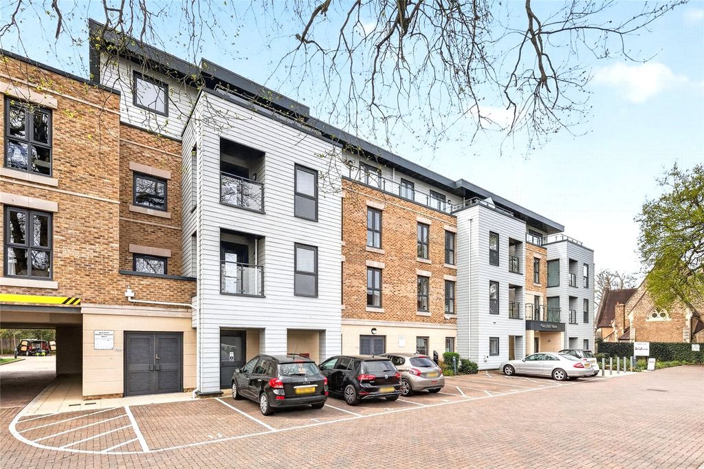 Additional image 24 of 1 bed property to rentQueens Road, Weybridge, Surrey KT13