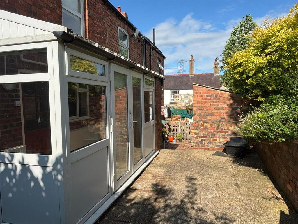 Additional image 7 of 1 bed end terrace house to rentAberderfyn Road, Johnstown LL14