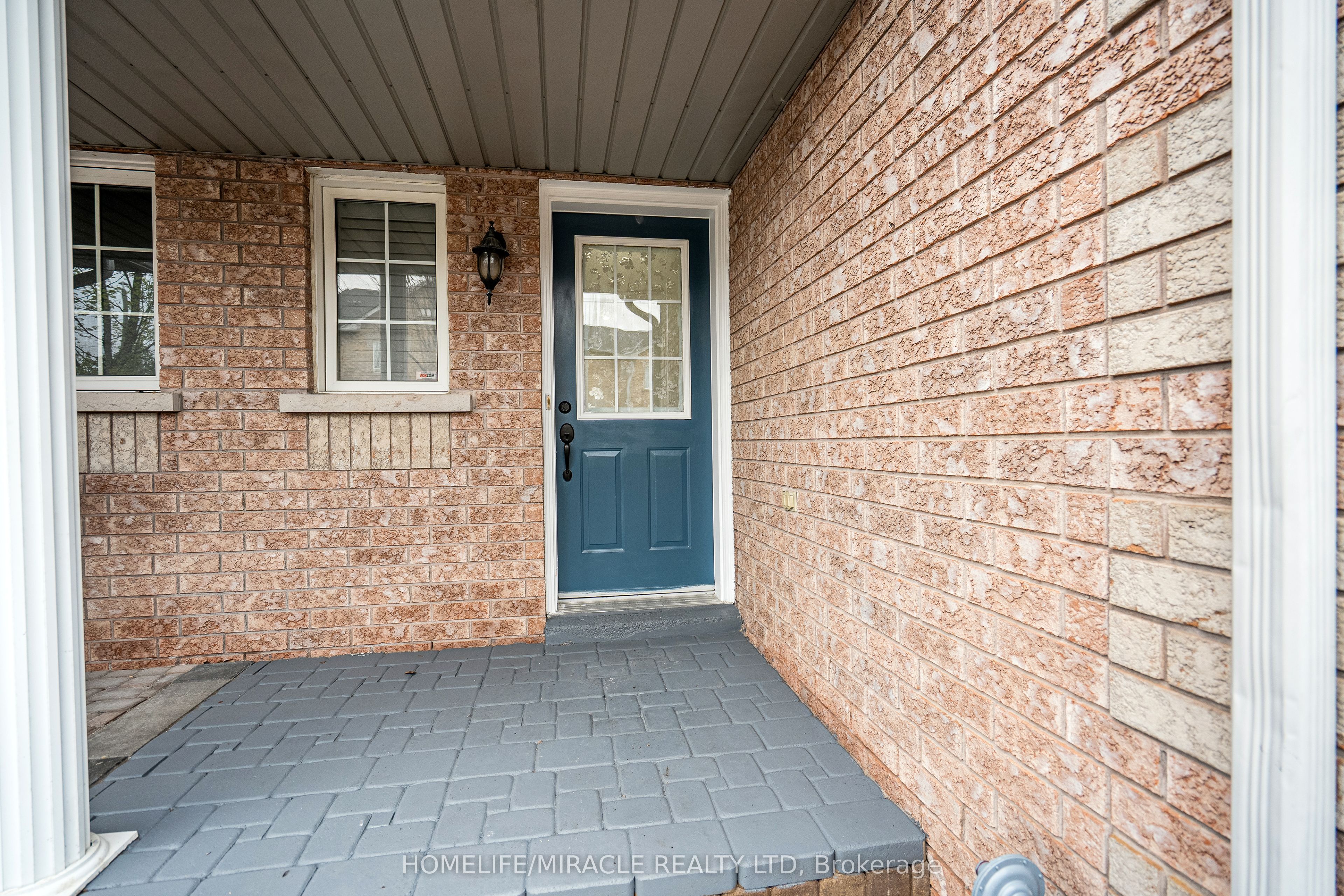 20-21 Eastview Gate, Brampton, ON, L6P 1P6 photo 4